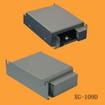 XG-109D 银灰色
材料：0.1铝
外形尺寸：110*77*30
安装尺寸：98*64